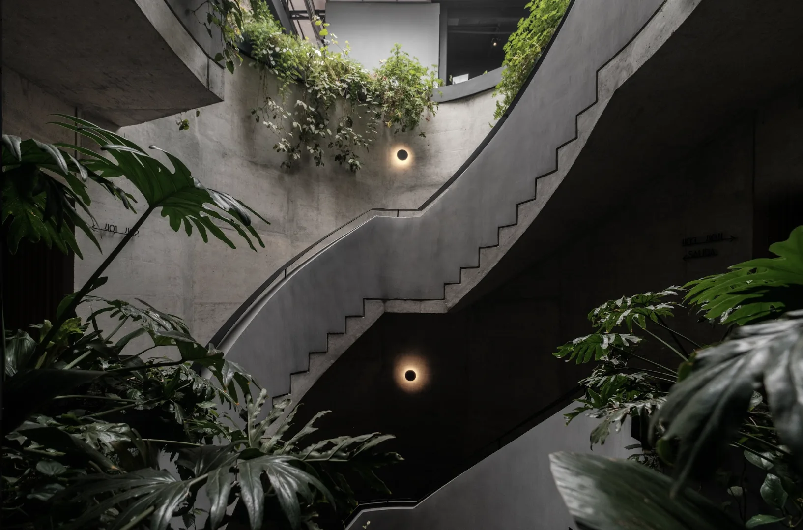 Escaleras de Casa Izel